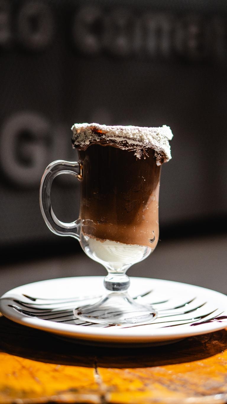 Chocolate Quente Europeu com Ninho